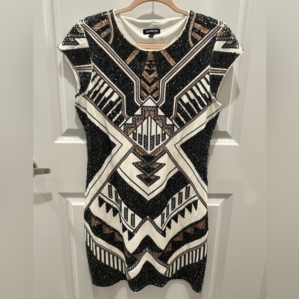 EXPRESS SEQUIN DRESS - SIZE LARGE - LIKE NEW